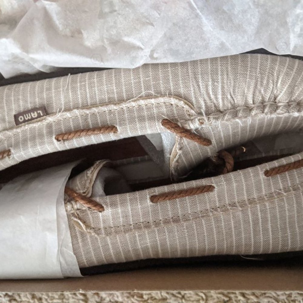 NIB Lamo Sabrina Moc II size 7